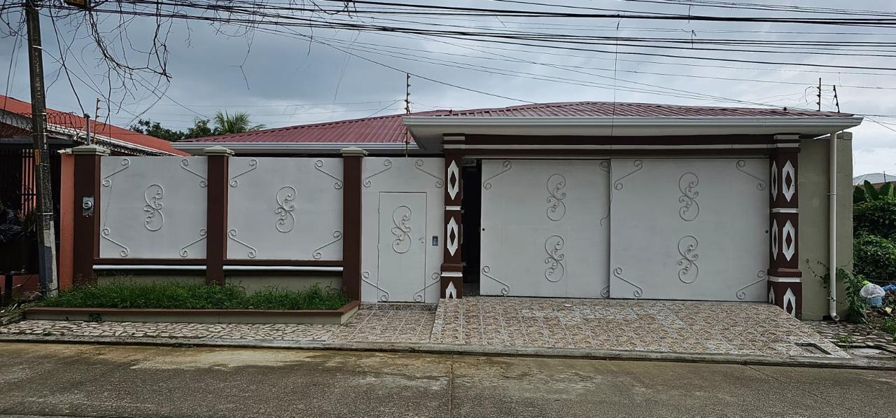 Casa en Residencial en Monte Real